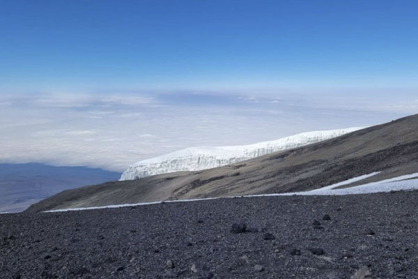leo kili10